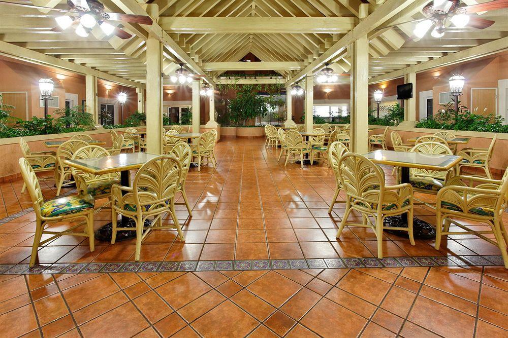 Istay Hotel Ciudad Victoria Restaurant photo